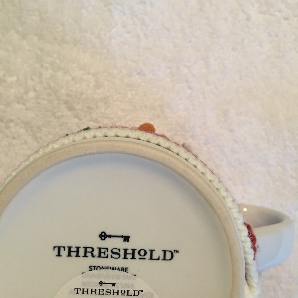 NWT threshold mug with sweater - Picture 4 of 4